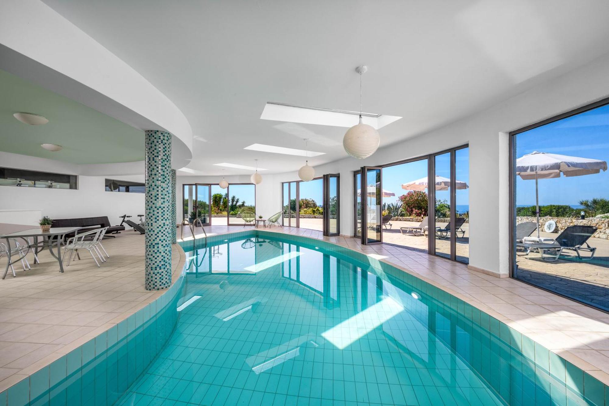 Villa Zafira - Seaview Manor With Heated Pool Καλλιθέα Εξωτερικό φωτογραφία